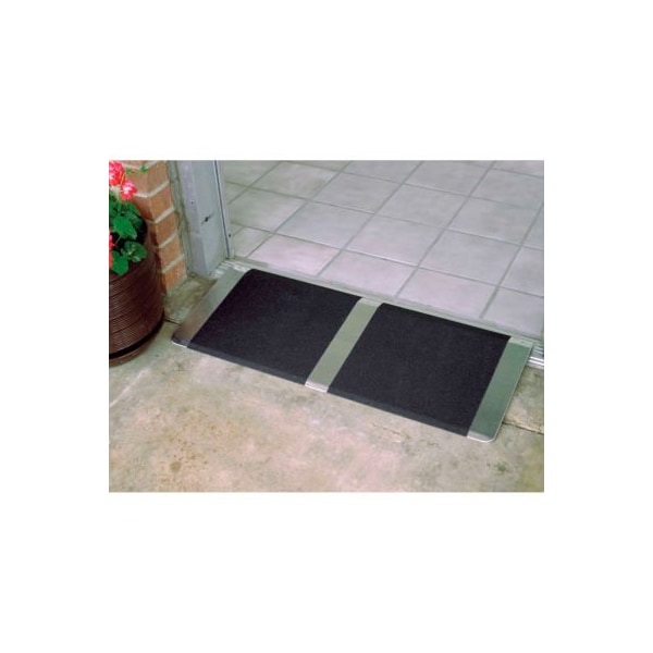 Prairie View Industries PVI Threshold Ramp 16inL x 32inW 600 Lb